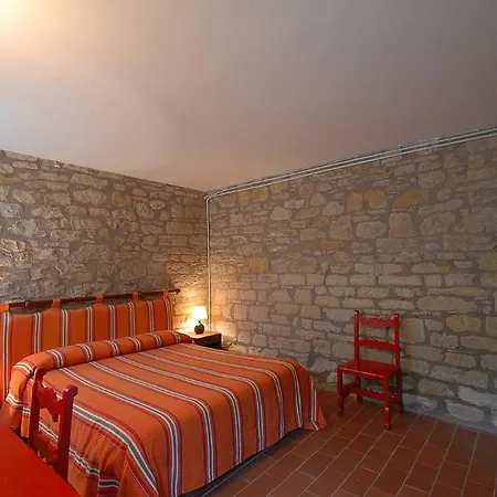 Sleeps 3 Pool Wifi